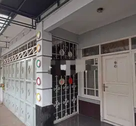 DILELANG Rumah Bagus siap huni di Jalan Cijawura Girang