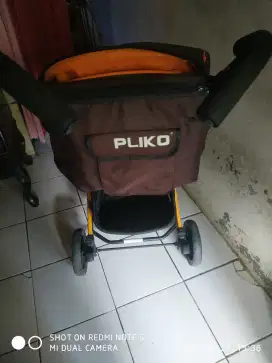 Stroller bayi merk Pliko Milano