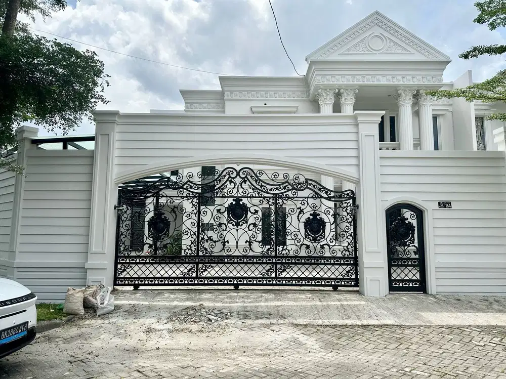 Dijual Villa Mewah Komplek Taman Setia Budi 2