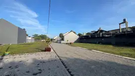 Jual Rumah Desain Cakep Strategis Harga Ekonomis dekat UPN