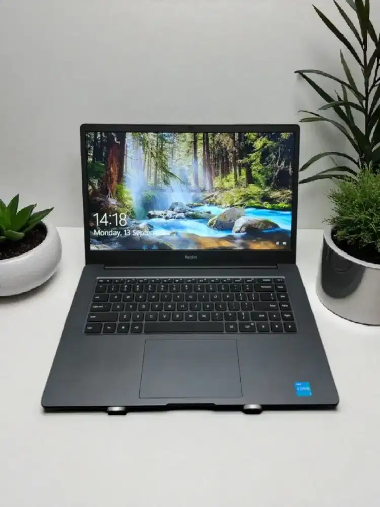 RedmiBook 15 Ram 8GB 512GB - mulus seperti baru