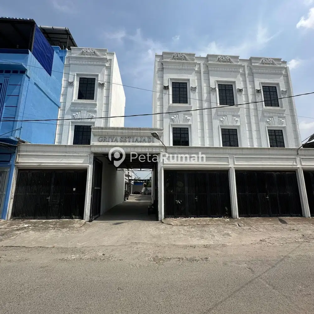TOWNHOUSE JALAN SETIA JADI KOMPLEK GRIYA SETIA JADI MEDAN PERJUANGAN