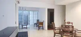 Rumah disewakan di Jalan Deplu Jakarta Selatan