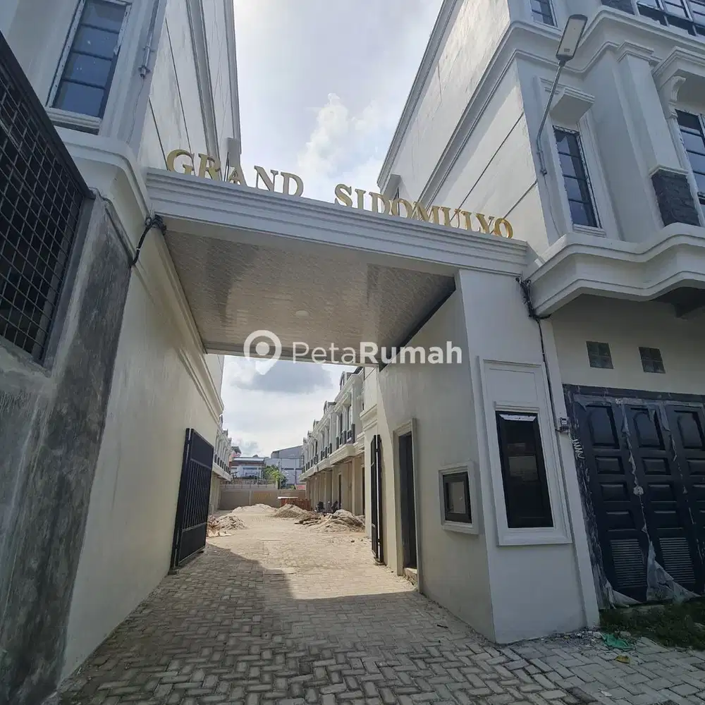 DIJUAL TOWNHOUSE JALAN SIDOMULYO KOMPLEK GRAND SIDOMULYO MEDAN TIMUR