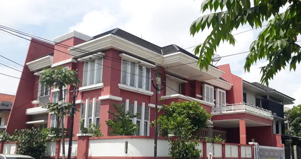 Rumah Mewah Hook Komplek Greenville Jakarta Barat