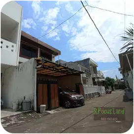 Rumah Cluster Garasi 3 Mobil JOGLO Jakarta Barat