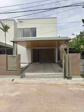 Rumah Baru Industrial Tropical 2 Lantai di Riung Bandung