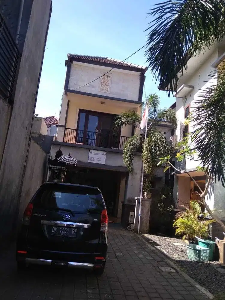 Dijual rumah di Renon Bali