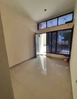 Rumah di Cikoneng kamar tidur 3 dekat ke Telkom University