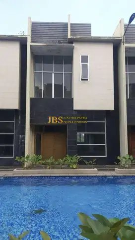 Jual Villa Double Decker di Kompek Nusa Dua Residence - Medan