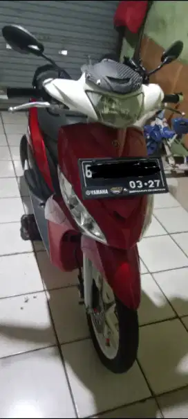 Yamaha mio j 2012 merah