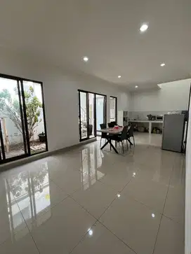 Rumah full furnished di Summarecon Bandung