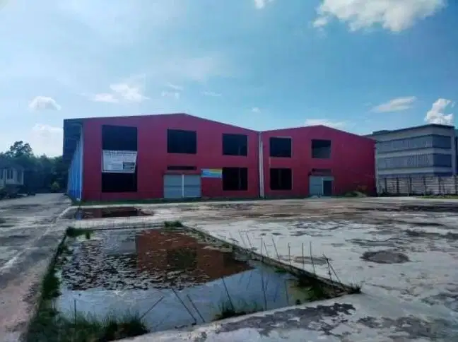 Dijual Showroom (2 lantai), Gudang, Kantor Pekanbaru