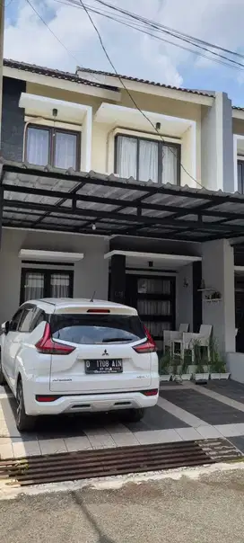 Rumah Baru Renovasi Furnished di Komplek Culdesac Cibereum Bandung