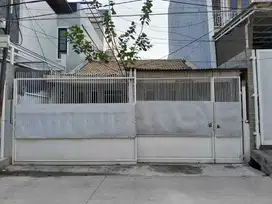 Dhyana rumah jelambar uk 7x18m akses 2 mobil di komplek dutamas