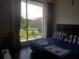 Dijual murah rumah di Galaxy Bumi Permai M3, Surabaya