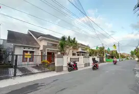 Rumah sewa apik dekat pasar stan maguwoharjo
