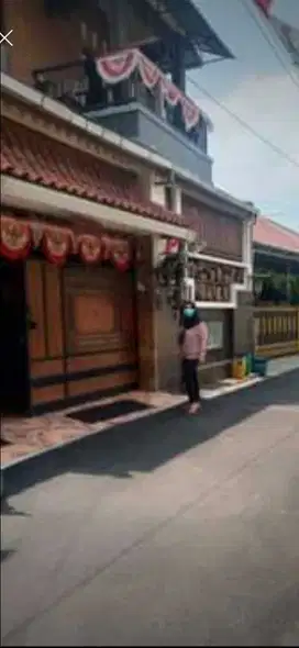 Rumah 3 Lt di Tengah Kota Jl. Singosari, Pleburan, Semarang
