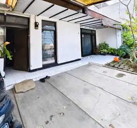 Jual rumah lama harga menarik di sukaluyu bandung