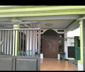Jual murah rumah di  0 jalan raya Trowulan  Mojokerto.