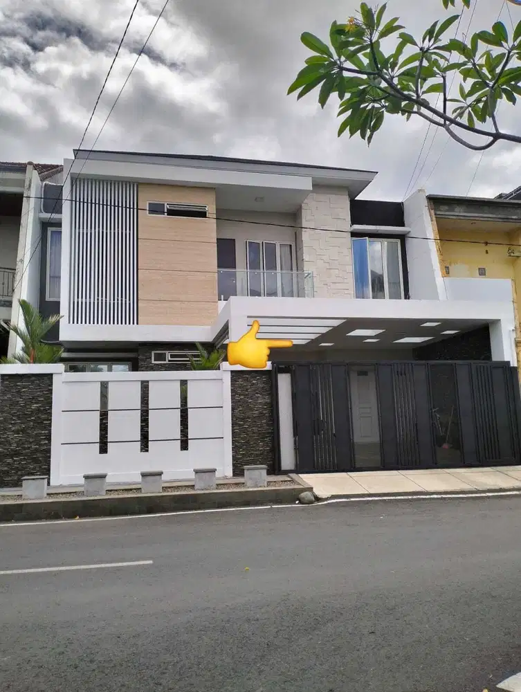 DIJUAL Rumah Mewah Dengan Perabot Dan Kolam Renang di Panakkukang