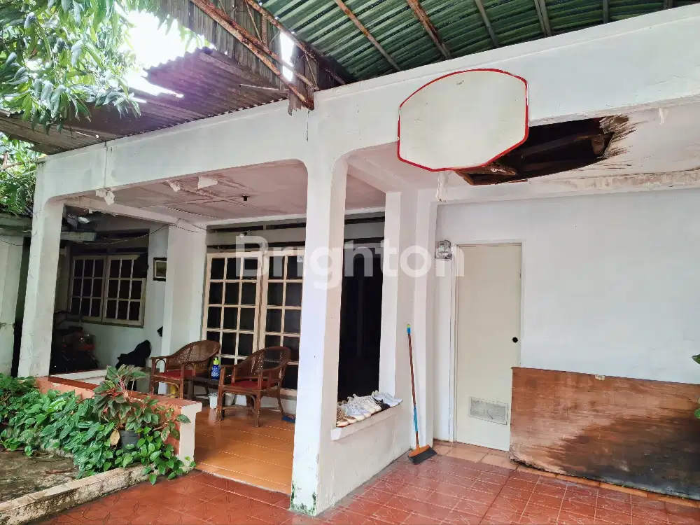 Rumah 2 Lantai Luas & Strategis di Menteng Dalam