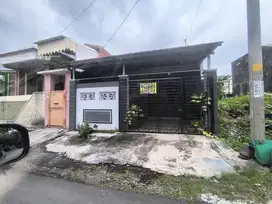 Rumah Bagus 1,5 lt Siap Huni SHM di Mojosongo Jebres Solo