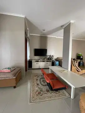 Rumah 2 lantai di Komplek Ciwaruga Gegerkalong Bandung Barat