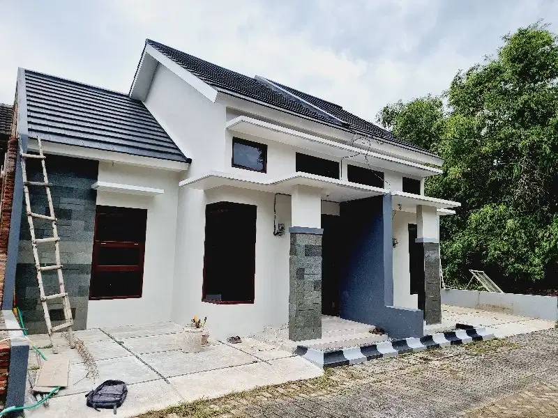 Rumah Cantik Gress Murah Dekat Asrama Haji Donohudan