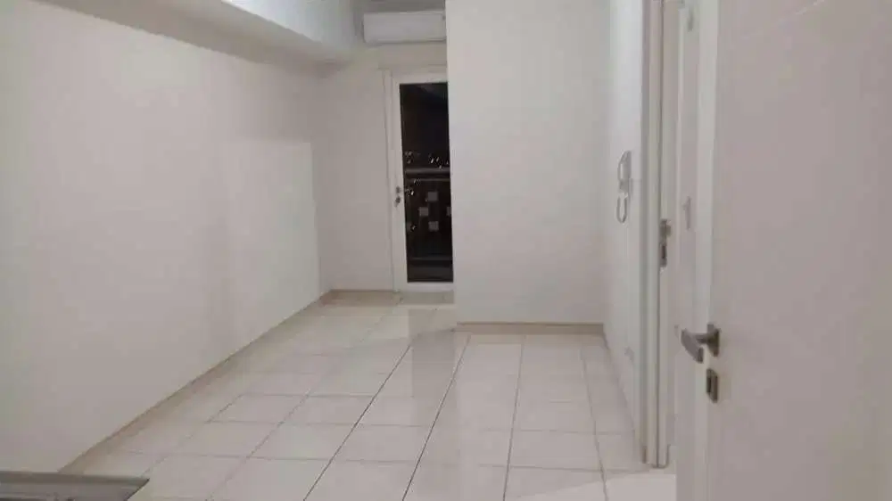 Disewa apartemen kosong 2bed dekat dgn kampus Binus
