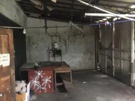 DHYANA RUMAH TUA UK 8X15m HITUNG TANAH DI JELAMBAR