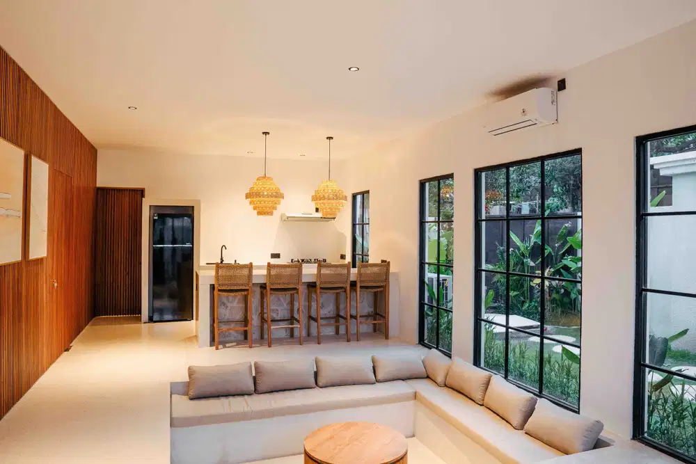 PEACEFUL COASTAL LIVING IN BALANGAN, BUKIT