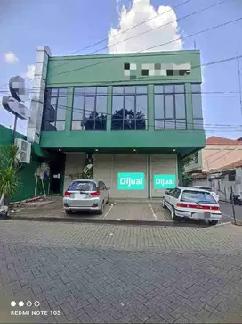 TEMPAT USAHA DI DAERAH PLEBURAN, SINGOSARI SEMARANG SELATAN