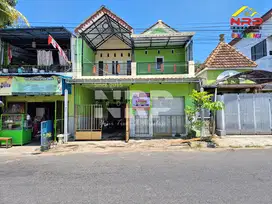 Dijual Rumah 2 Lantai Siap Huni di Tepi di Jl. Agus Salim - Banyuwangi