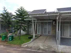 DISEWA RUMAH BAGUS NYAMAN SEJUK SEMIFURNISH ALAYA SENTUL SSR662