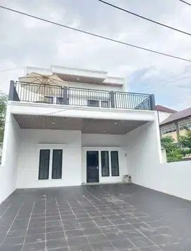 Rumah Bagus Berbalcon LT122m² Luas Murah