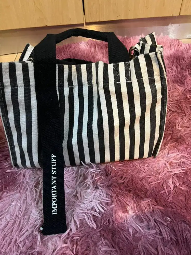Tas wanita kanvas salur