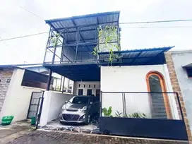 Rumah Cantix Minimalis 2lt di Sanggrahan Dekat Konimex