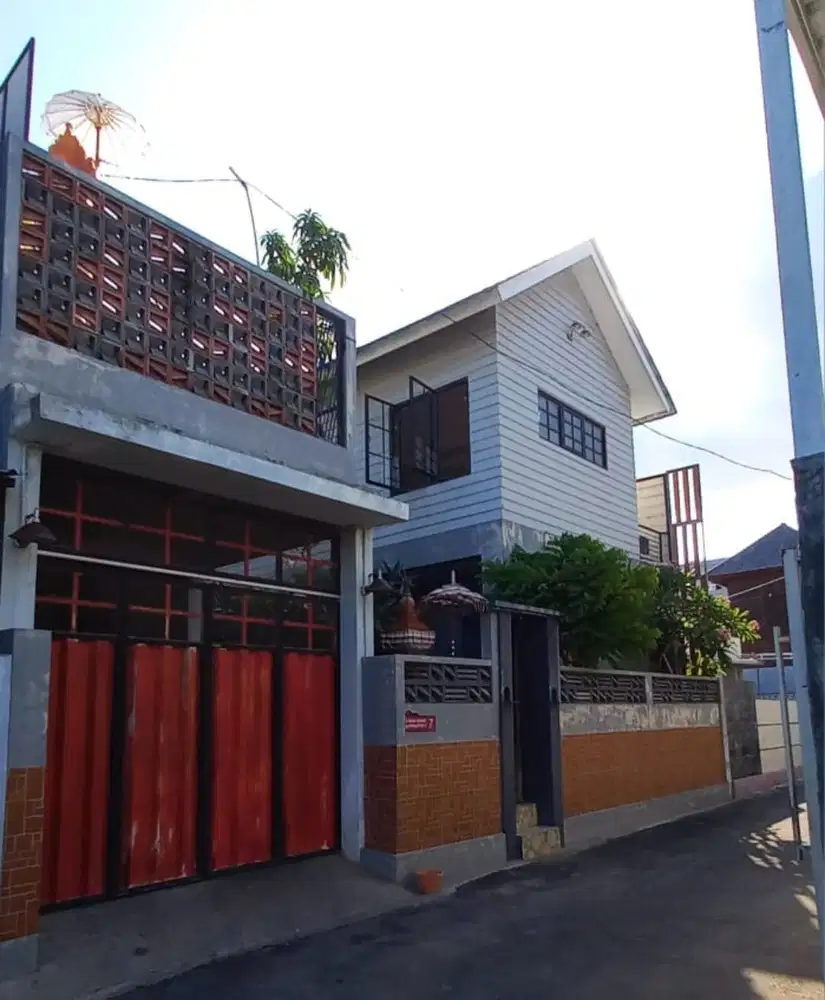 dijual rumah lantai 2 pemogan