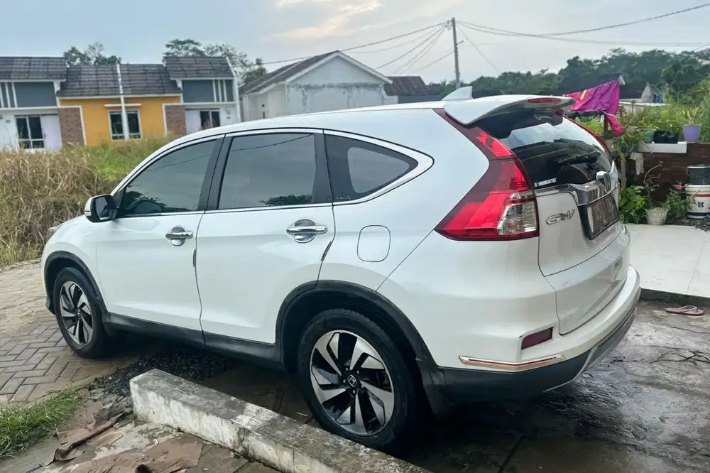 Honda CR-V 2016 Bensin