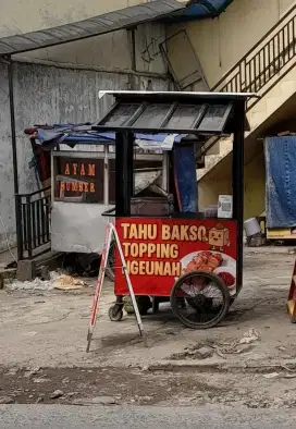 dijual Roda jualan spandek baja ringan