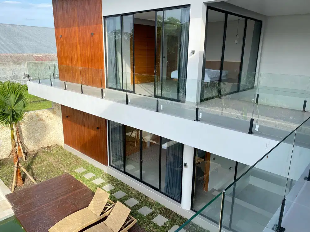 Dijual villa luxury lantai 2 lokasi munggu