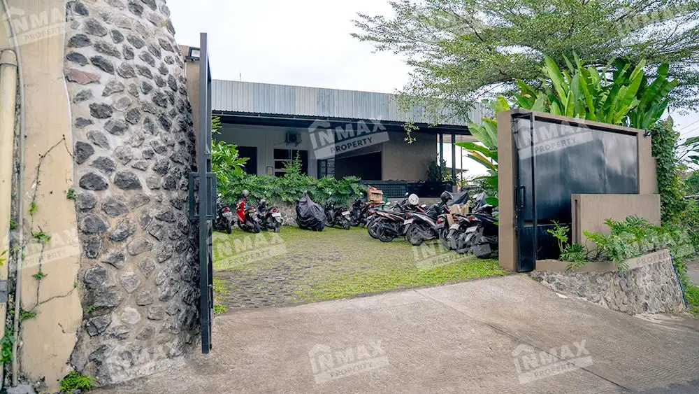 KANTOR/TEMPAT USAHA  FULL FURNISH DAN INTERIOR , COCOK STUDIO ANIMASI