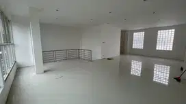 sewa  RUKO 2lt baru.di raya pawiyatan dekat jl semarang