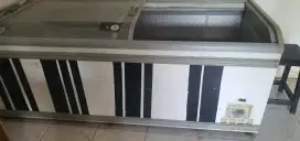Freezer kapasitas 1.000 Liter Kaca