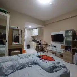 DIJUAL  APARTEMENT UC TOWER BERKELEY Lantai 27 View Univesitas Ciputra