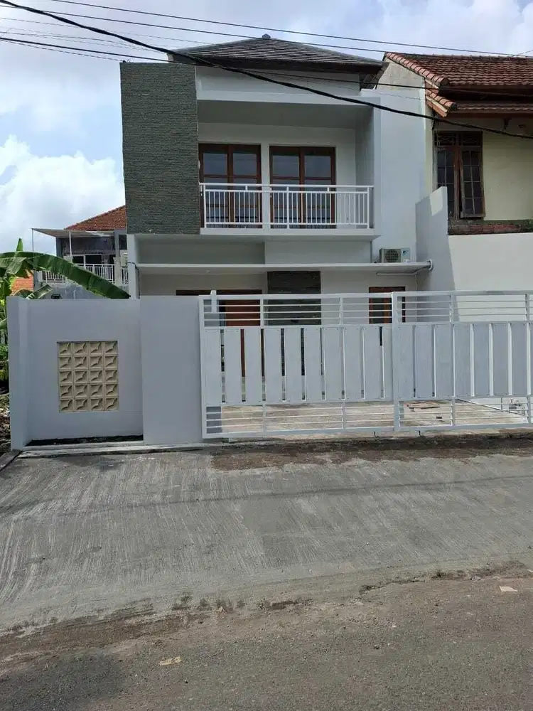 dijual rumah baru minimalis lantai 2 abian base kapal