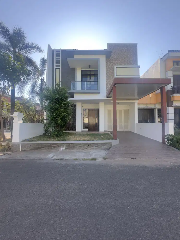 DIJUAL RUMAH TENGAH KOTA MAKASSAR DEKAT RS FAISAL JALAN PETTARANI
