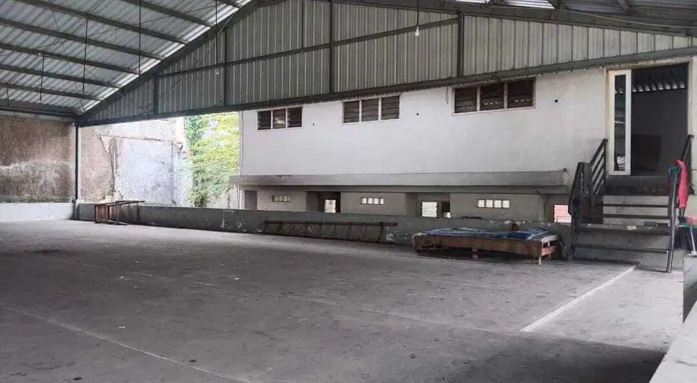 Jual Murah di Bawah NJOP Gudang Strategis di Setiabudi Bandung Utara