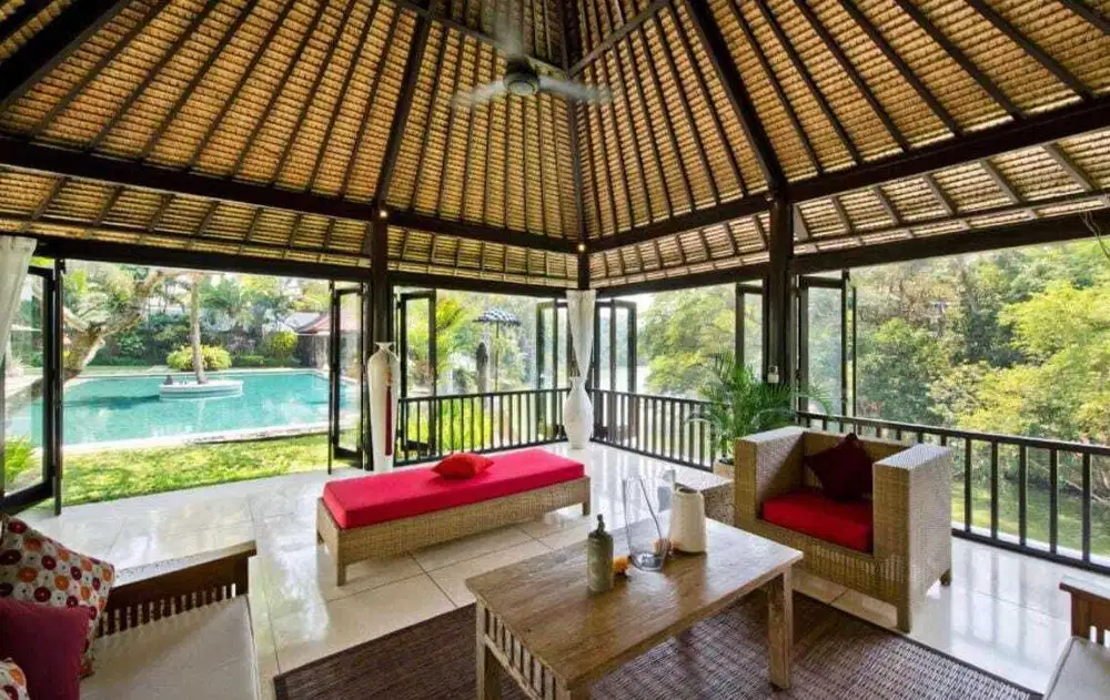 FOR SALE LUXURY VILLA LOS SUNGAI YANG BERLOKASI PANTAI PASUT TABANAN B